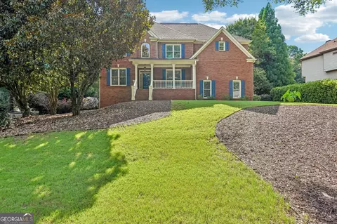 42 Lakecrest Cir, Suwanee, GA 30024