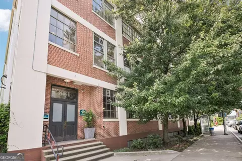 881 Memorial Dr SE #119, Atlanta, GA 30316