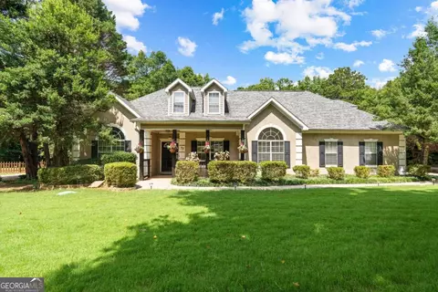 75 Masters Dr, Newnan, GA 30265