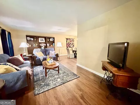 207 Cheyenne Dr, Lagrange, GA 30240 photo 15