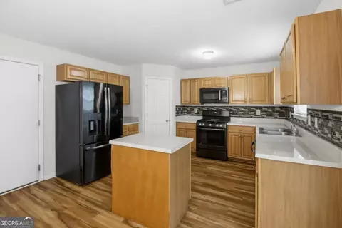Kitchen - 95 Carrington Cir, Covington, GA 30016 photo 1 of 2
