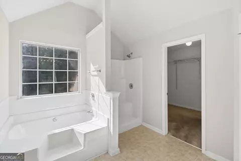 Bath - 95 Carrington Cir, Covington, GA 30016 photo 1 of 2