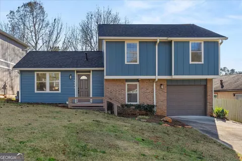 4933 Park West Dr, Stone Mountain, GA 30088