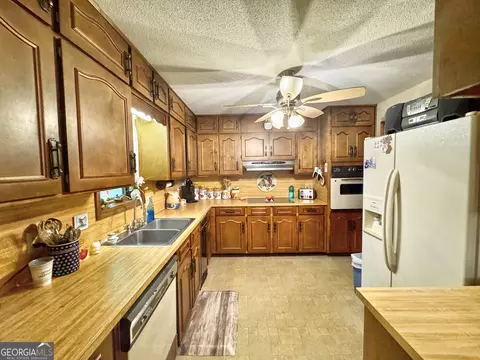 Kitchen - 58 S Pine Cove Dr, Lagrange, GA 30240 photo 1 of 2