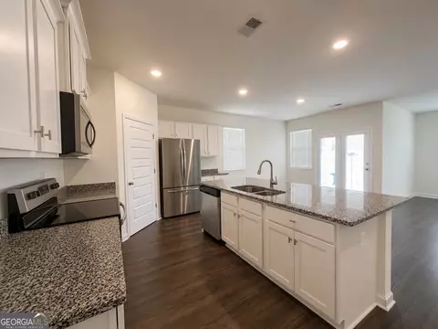 Kitchen - 236 Sullivan St, Hampton, GA 30228 photo 2 of 2