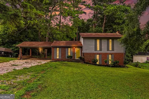 3124 Stanford Cir, Lawrenceville, GA 30044