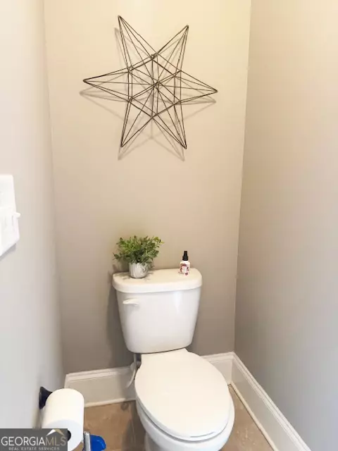 Bath - 1869 Schofield Dr, Hampton, GA 30228 photo 9 of 13