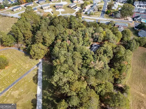 96 Fieldcrest Dr, Covington, GA 30014 photo 4