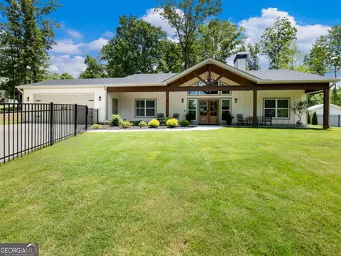 1320 Heads Ferry Rd, Cornelia, GA 30531