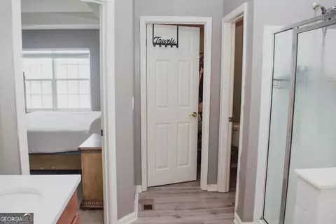 Entry Way - 607 Applegate Ln, Stockbridge, GA 30281 photo 3 of 3