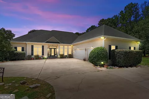 900 Old Four Notch Rd, Whitesburg, GA 30185