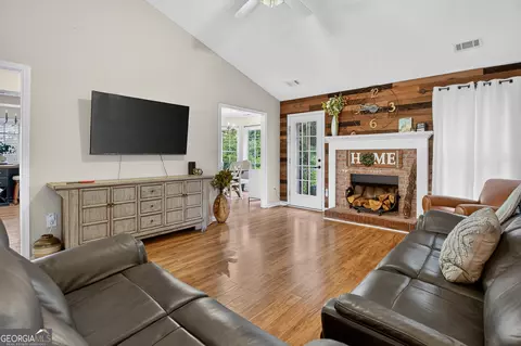 69 Alma Ct, Commerce, GA 30529 photo 5