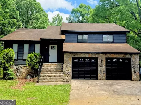 2655 West Rd, Riverdale, GA 30296
