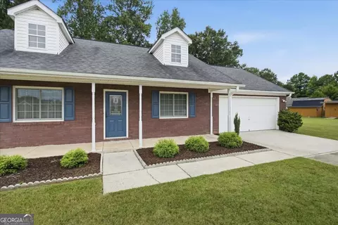 104 Elmwood Dr, Hampton, GA 30228 photo 3