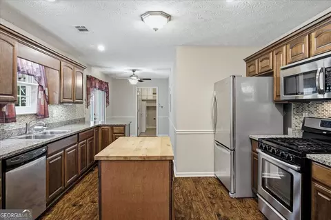 104 Elmwood Dr, Hampton, GA 30228 photo 10