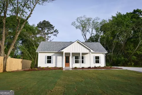 1070 Moreland Dr, Watkinsville, GA 30677
