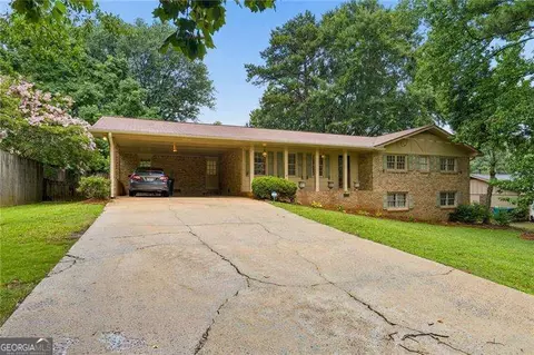 5155 Apollo Ln SW, Lilburn, GA 30047
