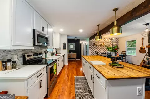 Kitchen - 246 Deep Step Rd, Covington, GA 30014 photo 6 of 6