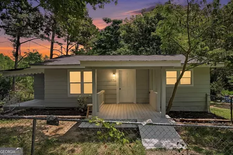 6140 Nichols Dr, Union City, GA 30291