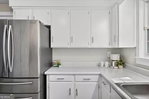 Kitchen - 2 Highway 162, Covington, GA 30016 photo 5 of 5