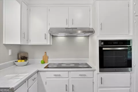Kitchen - 2 Highway 162, Covington, GA 30016 photo 4 of 5