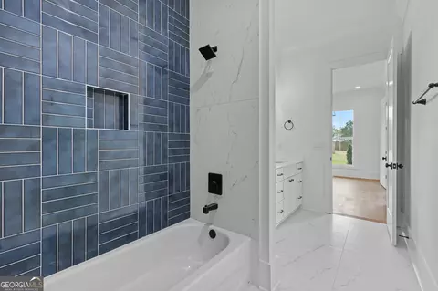 Bath - 3299 Bailey Rd, Dacula, GA 30019 photo 2 of 12