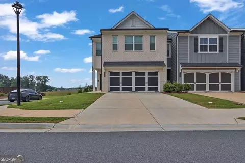5305 Melbourne Ln, Flowery Branch, GA 30542