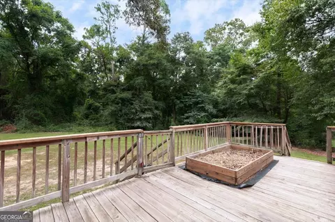 Exterior - 214 Forest Mill Dr, Warner Robins, GA 31088 photo 4 of 9