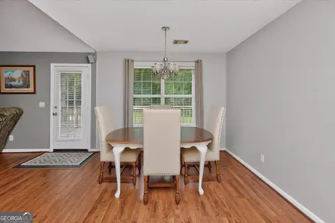Dining - 214 Forest Mill Dr, Warner Robins, GA 31088 photo 2 of 2