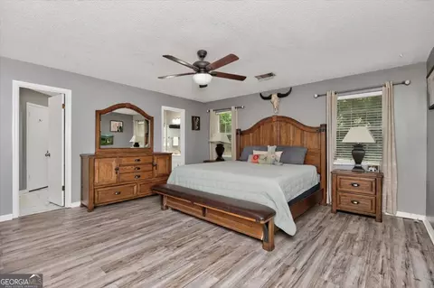 Bedroom - 214 Forest Mill Dr, Warner Robins, GA 31088 photo 1 of 9