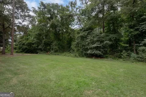 Exterior - 214 Forest Mill Dr, Warner Robins, GA 31088 photo 8 of 9