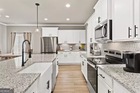 Kitchen - 1482 Alcovy Station Rd, Covington, GA 30014 photo 2 of 6