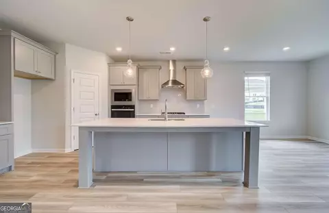 Kitchen - 605 Button Grv, Hampton, GA 30228 photo 2 of 3
