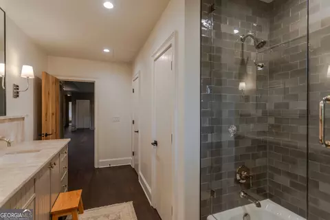 Bath - 1723 E Wildcat Rd, Clarkesville, GA 30523 photo 7 of 7