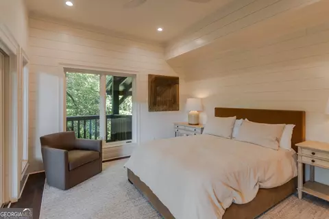 Bedroom - 1723 E Wildcat Rd, Clarkesville, GA 30523 photo 5 of 8
