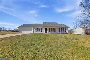 133 Carols Ln, Locust Grove, GA 30248