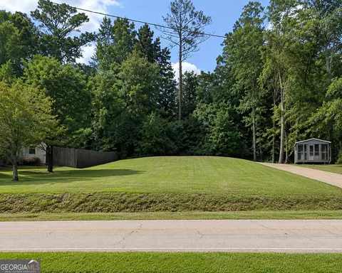 252 Old Bremen Rd, Carrollton, GA 30117