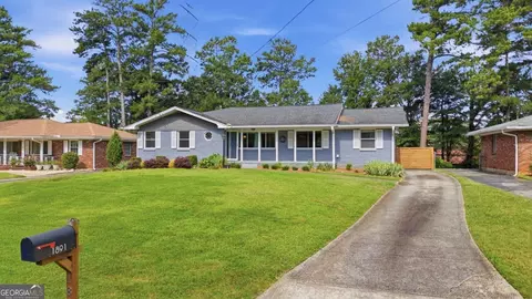 1891 Shepherd Cir SW, Atlanta, GA 30311