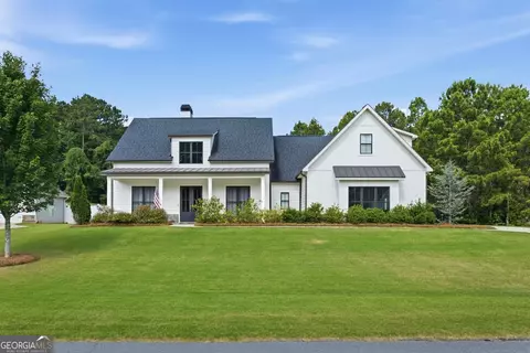 1030 Windsor Creek Dr, Madison, GA 30650