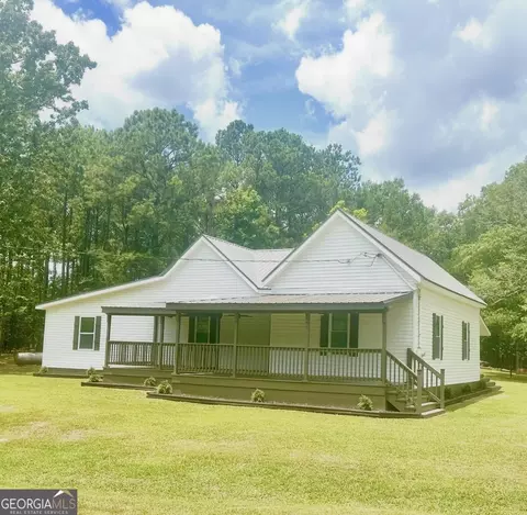 1966 Owens Rd, Woodbury, GA 30293