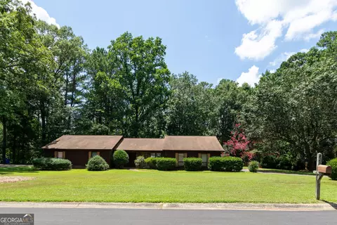 423 Dartmoor Dr, Marietta, GA 30064