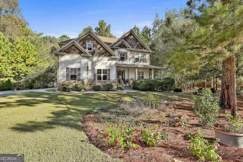 120 Meadow View Gln, Newnan, GA 30265