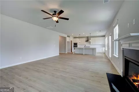 Living - 252 Chiswick Loop, Stockbridge, GA 30281 photo 4 of 5