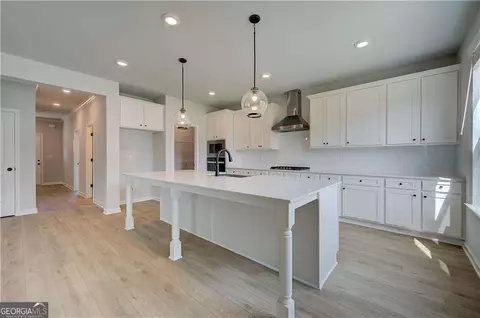 Kitchen - 252 Chiswick Loop, Stockbridge, GA 30281 photo 2 of 2