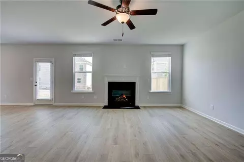 Living - 252 Chiswick Loop, Stockbridge, GA 30281 photo 3 of 5
