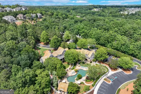 View/Area - 6878 S Bluff Ct, Gainesville, GA 30506 photo 6 of 12