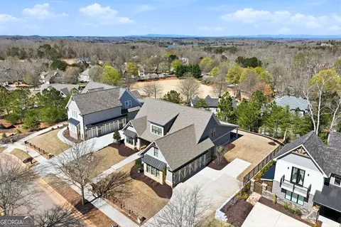 View/Area - 6878 S Bluff Ct, Gainesville, GA 30506 photo 3 of 12
