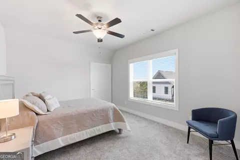 Bedroom - 6878 S Bluff Ct, Gainesville, GA 30506 photo 6 of 9