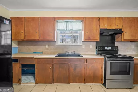 Kitchen - 133 Rolling Acres 2nd St, Calhoun, GA 30701 photo 6 of 6