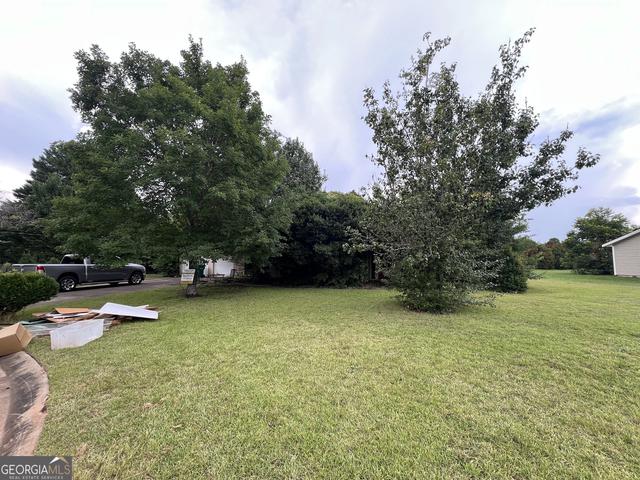 107 Vinewood Ct, Bonaire, GA 31005